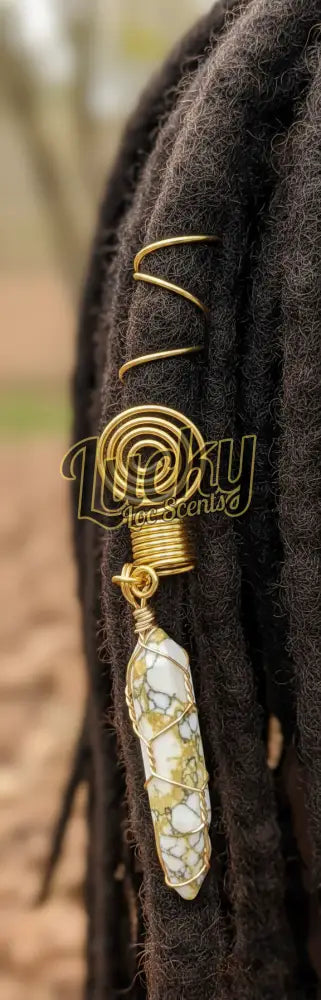 Decorative earring with gold and white elements